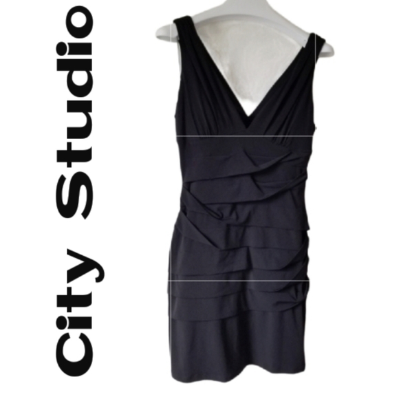 City Studio Dresses & Skirts - City Studio Black Dress - Size Medium